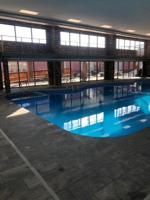 Boarders Inn & Suites By Cobblestone Hotels - Grand Island Buitenkant foto